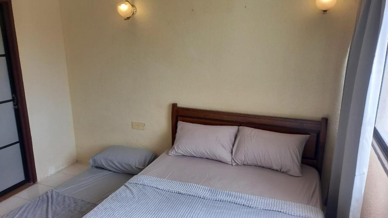 Seaput Srisayang Apartman Batu Ferringhi Kültér fotó