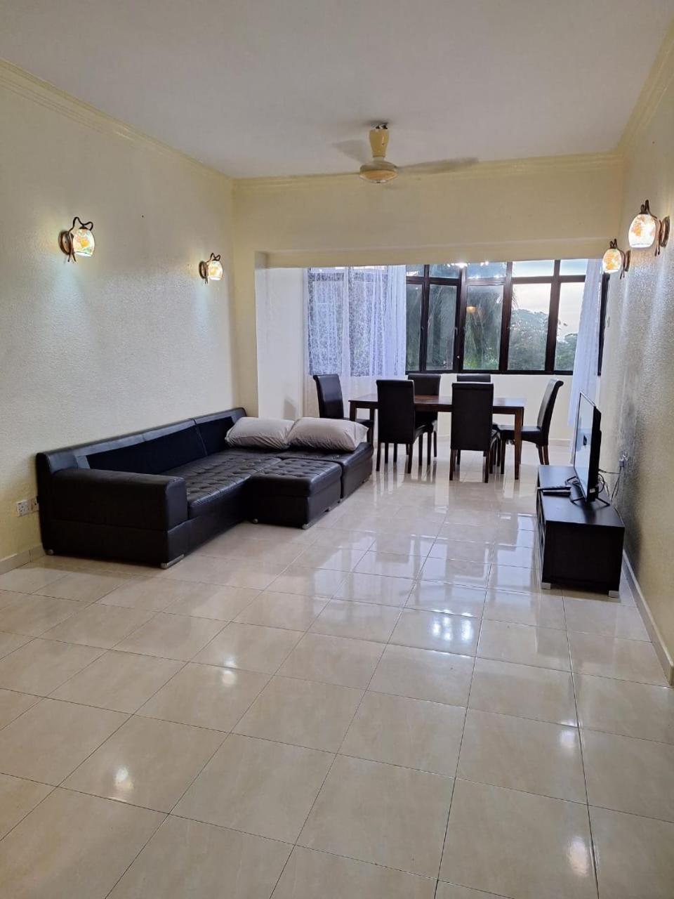 Seaput Srisayang Apartman Batu Ferringhi Kültér fotó