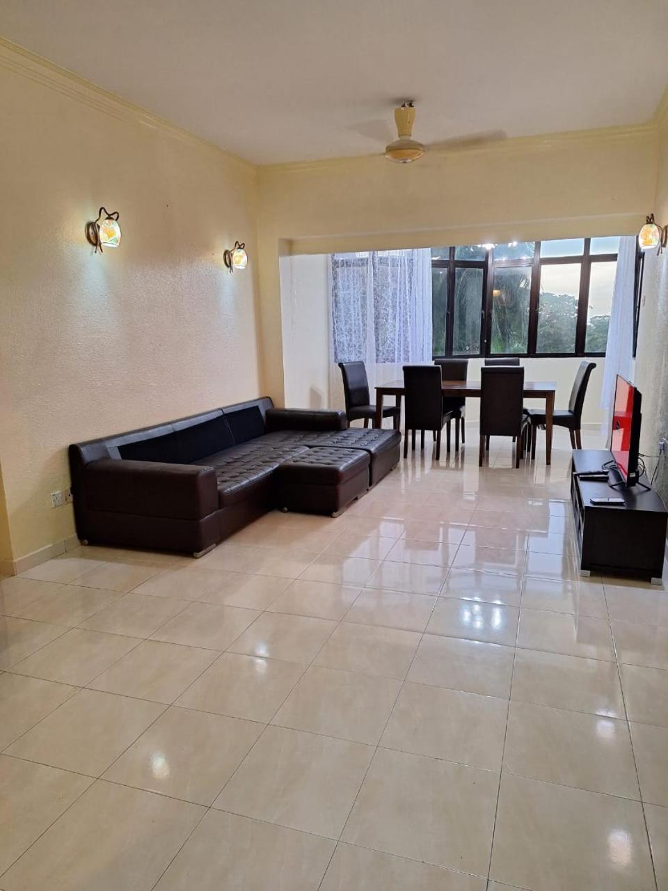 Seaput Srisayang Apartman Batu Ferringhi Kültér fotó